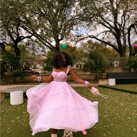 SHEIN Dresses & Skirts - SHEIN Pink Ruffled Tulle Midi Dress